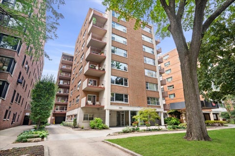 Photo of 1508 Hinman Avenue #6C, Evanston, IL 60201 (MLS # 12790855)