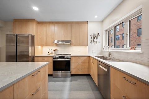 Tiny photo for 1508 Hinman Avenue #6C, Evanston, IL 60201 (MLS # 12790855)