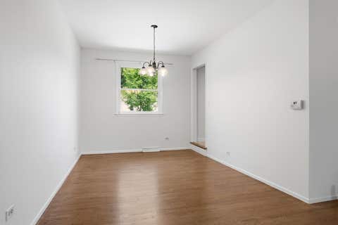 Tiny photo for 460 Trinity Court, Buffalo Grove, IL 60089 (MLS # 12695330)