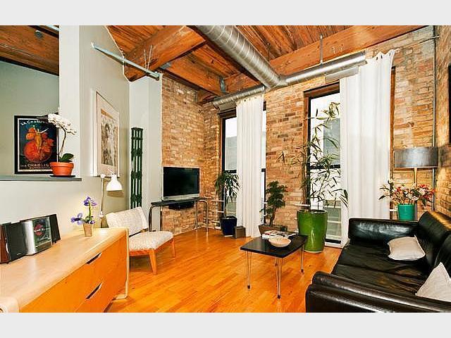 225 W Huron Street 401