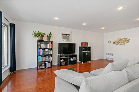 Tiny photo for 1111 N Harlem Avenue #2A, Oak Park, IL 60302 (MLS # 12601106)