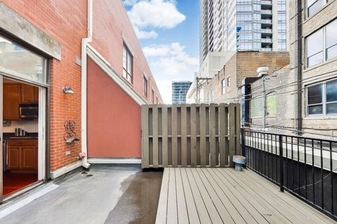 Tiny photo for 1326 S Indiana Parkway, Chicago, IL 60605 (MLS # 12625569)