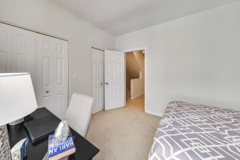 Tiny photo for 1326 S Indiana Parkway, Chicago, IL 60605 (MLS # 12625569)