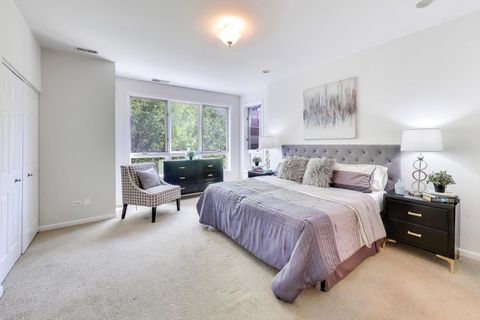 Tiny photo for 1326 S Indiana Parkway, Chicago, IL 60605 (MLS # 12625569)