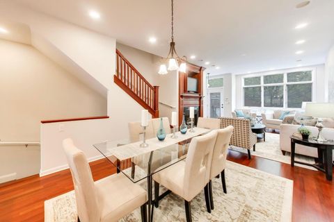 Tiny photo for 1326 S Indiana Parkway, Chicago, IL 60605 (MLS # 12625569)