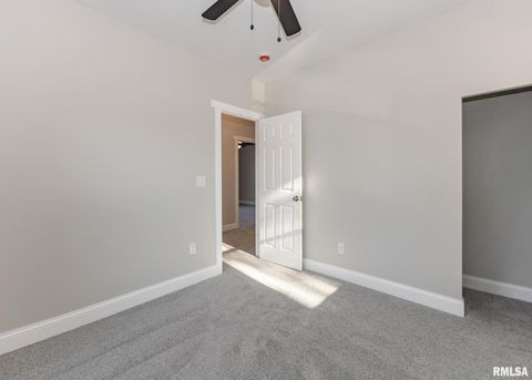 Tiny photo for 924 N 3RD Street, Clinton, IA 52732 (MLS # QC4267861)