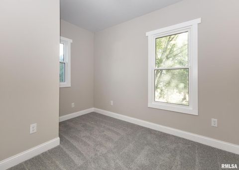 Tiny photo for 924 N 3RD Street, Clinton, IA 52732 (MLS # QC4267861)