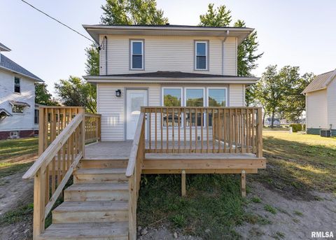 Tiny photo for 924 N 3RD Street, Clinton, IA 52732 (MLS # QC4267861)