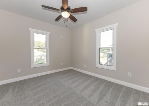 Tiny photo for 924 N 3RD Street, Clinton, IA 52732 (MLS # QC4267861)