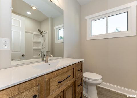 Tiny photo for 924 N 3RD Street, Clinton, IA 52732 (MLS # QC4267861)