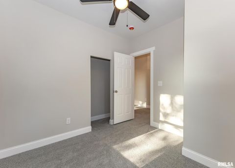 Tiny photo for 924 N 3RD Street, Clinton, IA 52732 (MLS # QC4267861)