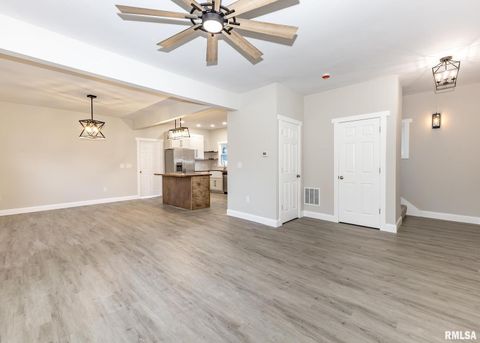 Tiny photo for 924 N 3RD Street, Clinton, IA 52732 (MLS # QC4267861)