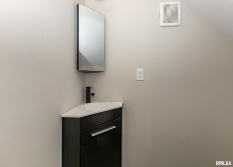 Tiny photo for 924 N 3RD Street, Clinton, IA 52732 (MLS # QC4267861)