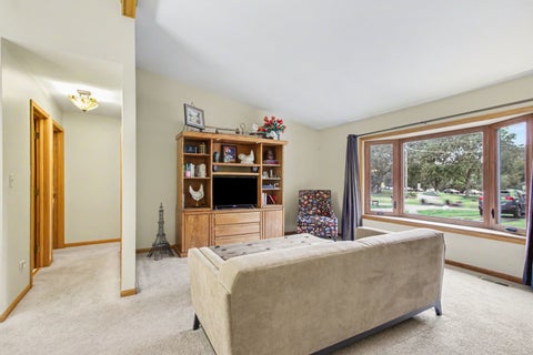 Tiny photo for 821 S Hough Street, Barrington, IL 60010 (MLS # 12761878)