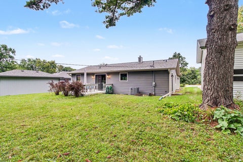 Tiny photo for 821 S Hough Street, Barrington, IL 60010 (MLS # 12761878)