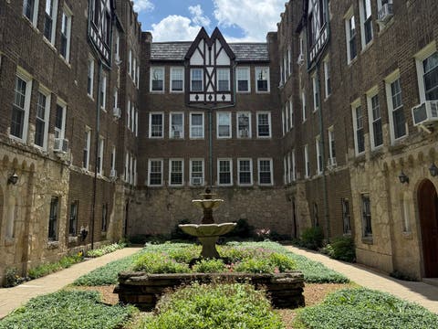 Tiny photo for 2329 W Farwell Avenue #G, Chicago, IL 60645 (MLS # 12673473)