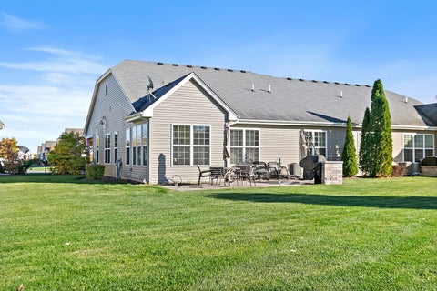 Tiny photo for 646 N Falls Circle, Pingree Grove, IL 60140 (MLS # 12796971)