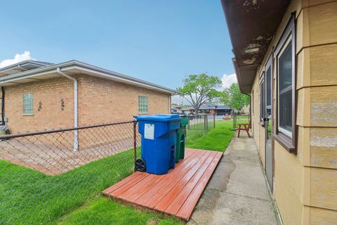 Tiny photo for 8136 Odell Avenue, Bridgeview, IL 60455 (MLS # 12576725)