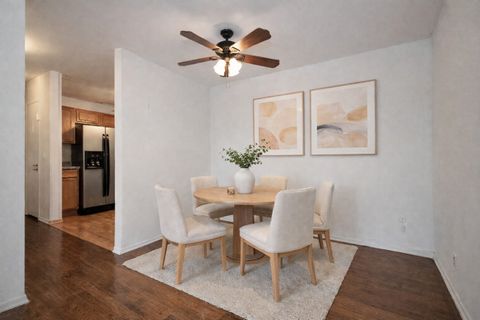 Tiny photo for 7854 S South Shore Drive #514, Chicago, IL 60649 (MLS # 12710654)