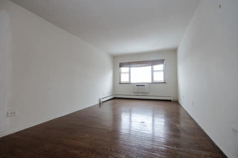Tiny photo for 7854 S South Shore Drive #514, Chicago, IL 60649 (MLS # 12710654)