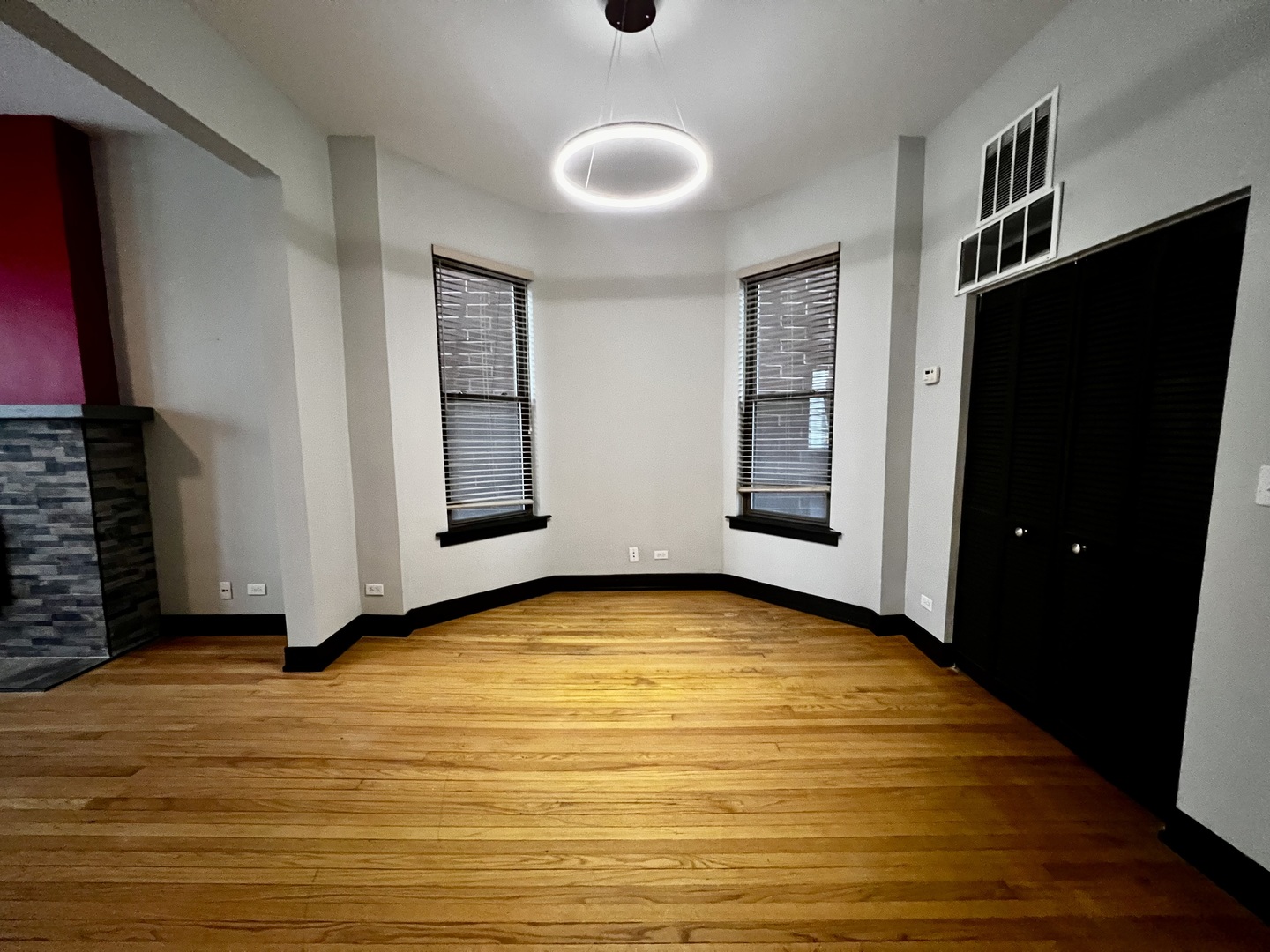 1428 N Western Avenue 3