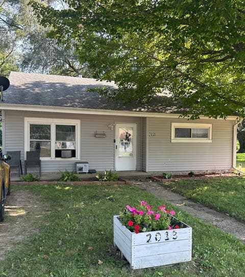 Photo of 2013 Chestnut Avenue, Sterling, IL 61081 (MLS # 12719557)