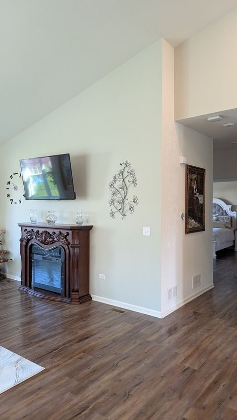 Tiny photo for 410 Mahogany Drive, Algonquin, IL 60102 (MLS # 12629756)