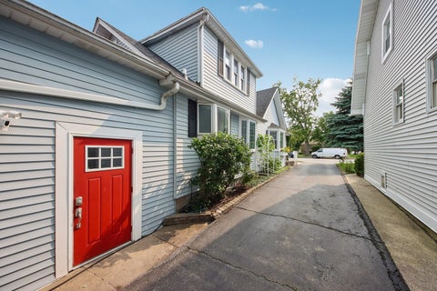 Tiny photo for 1216 Canfield Road, Park Ridge, IL 60068 (MLS # 12726166)