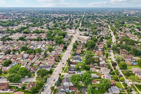 Tiny photo for 1216 Canfield Road, Park Ridge, IL 60068 (MLS # 12726166)