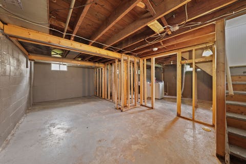 Tiny photo for 1012 1/2 W Lafayette Street, Ottawa, IL 61350 (MLS # 12703970)