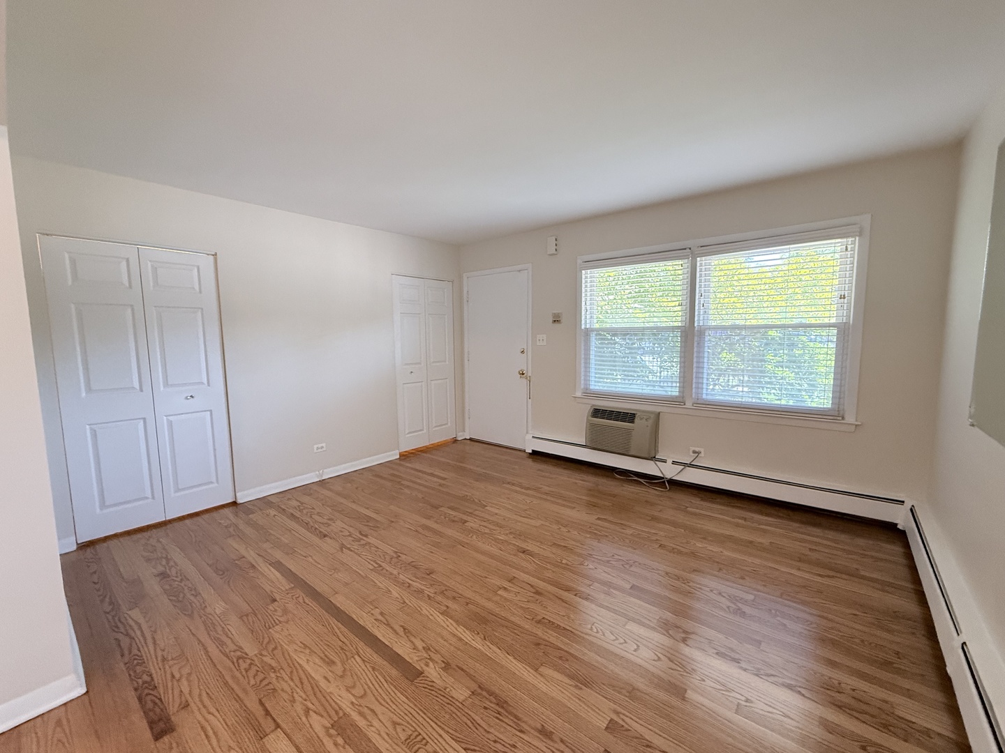 4700 N Ashland Avenue 4