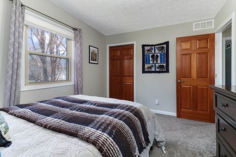 Tiny photo for 1305 Nicki Drive, Bloomington, IL 61704 (MLS # 12598288)