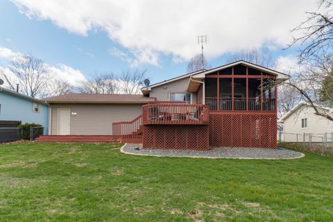 Tiny photo for 1305 Nicki Drive, Bloomington, IL 61704 (MLS # 12598288)