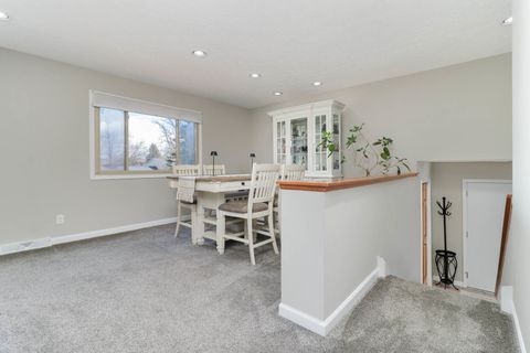 Tiny photo for 1305 Nicki Drive, Bloomington, IL 61704 (MLS # 12598288)