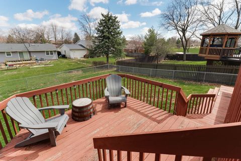 Tiny photo for 1305 Nicki Drive, Bloomington, IL 61704 (MLS # 12598288)