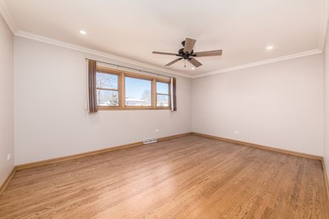 Tiny photo for 8332 N Knight Avenue, Niles, IL 60714 (MLS # 12595188)