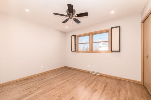 Tiny photo for 8332 N Knight Avenue, Niles, IL 60714 (MLS # 12595188)