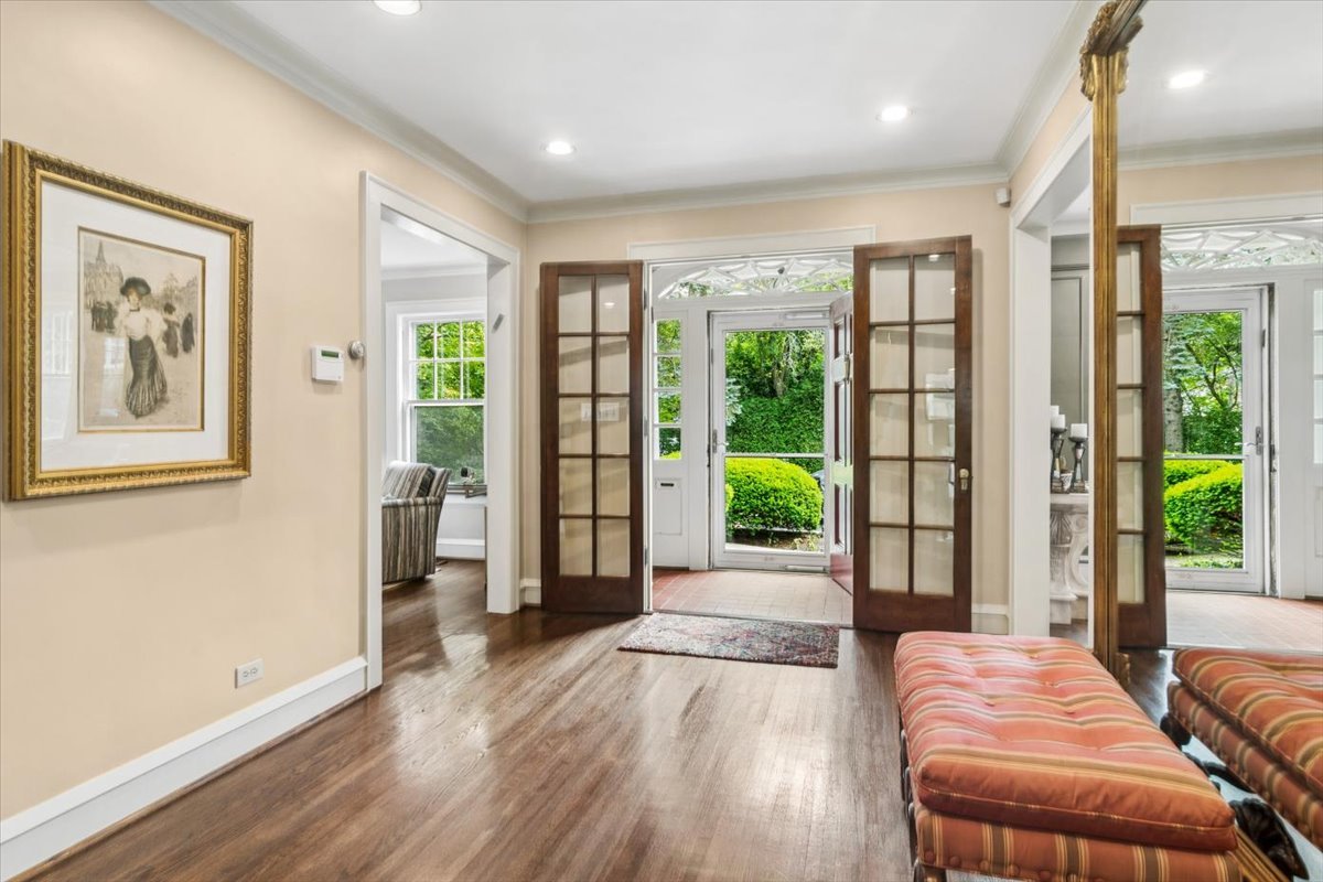 1448 Sheridan Road