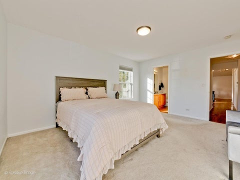 Tiny photo for 121 Commons Court, Wheeling, IL 60090 (MLS # 12681967)