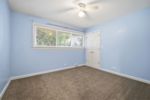 Tiny photo for 514 S 4th Avenue, Des Plaines, IL 60016 (MLS # 12466470)