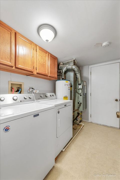 Tiny photo for 2106 Glasgow Court, Hanover Park, IL 60133 (MLS # 12638959)