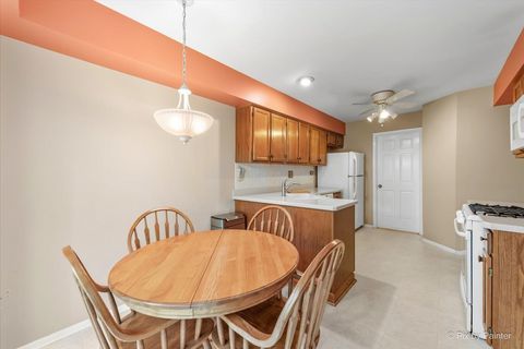 Tiny photo for 2106 Glasgow Court, Hanover Park, IL 60133 (MLS # 12638959)