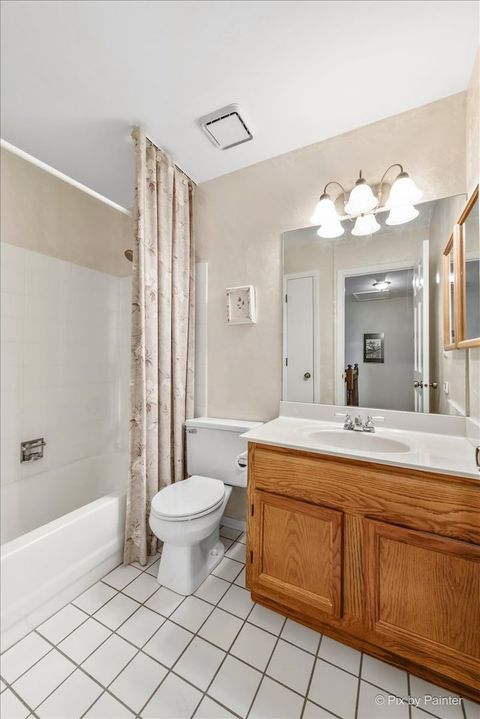 Tiny photo for 2106 Glasgow Court, Hanover Park, IL 60133 (MLS # 12638959)
