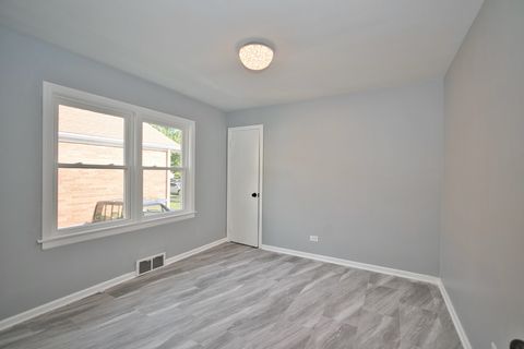 Tiny photo for 7412 Keeler Avenue, Skokie, IL 60076 (MLS # 12478844)