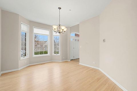 Tiny photo for 5657 Angouleme Lane, Hoffman Estates, IL 60192 (MLS # 12543174)