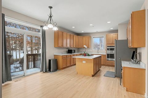 Tiny photo for 5657 Angouleme Lane, Hoffman Estates, IL 60192 (MLS # 12543174)