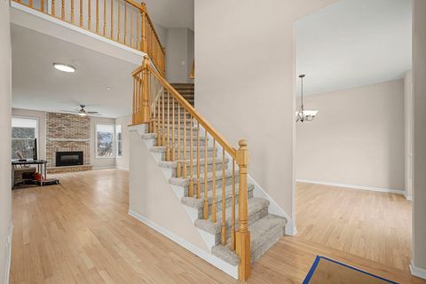 Tiny photo for 5657 Angouleme Lane, Hoffman Estates, IL 60192 (MLS # 12543174)