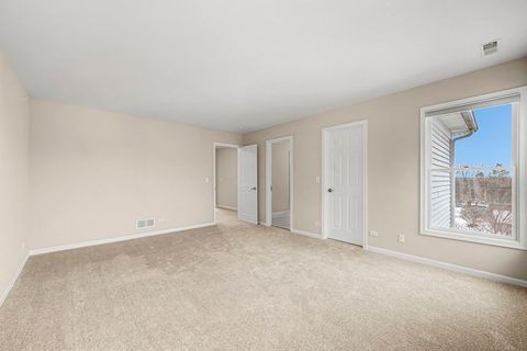 Tiny photo for 5657 Angouleme Lane, Hoffman Estates, IL 60192 (MLS # 12543174)