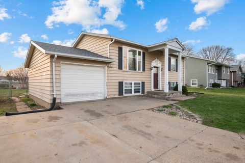 Tiny photo for 1500 9th Street NW, Clinton, IA 52732 (MLS # 12608478)
