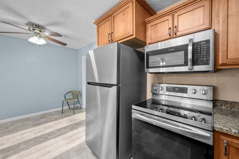 Tiny photo for 1500 9th Street NW, Clinton, IA 52732 (MLS # 12608478)